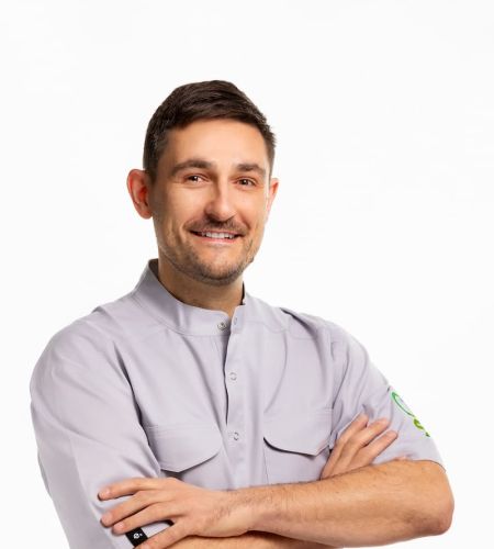 Michał Posturzyński - Specjalista chirurgii stomatologicznej, implantolog, lekarz stomatolog